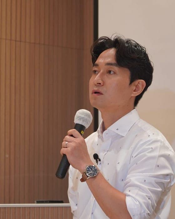 강연 중인 서보현